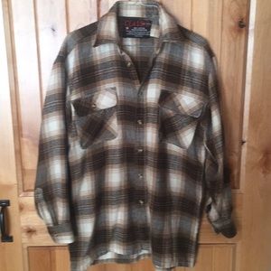 Men's long sleeve shirt